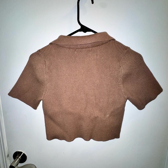 Brown Button Down Ribbed Collared Shirt Crop Top - Picture 5 of 6